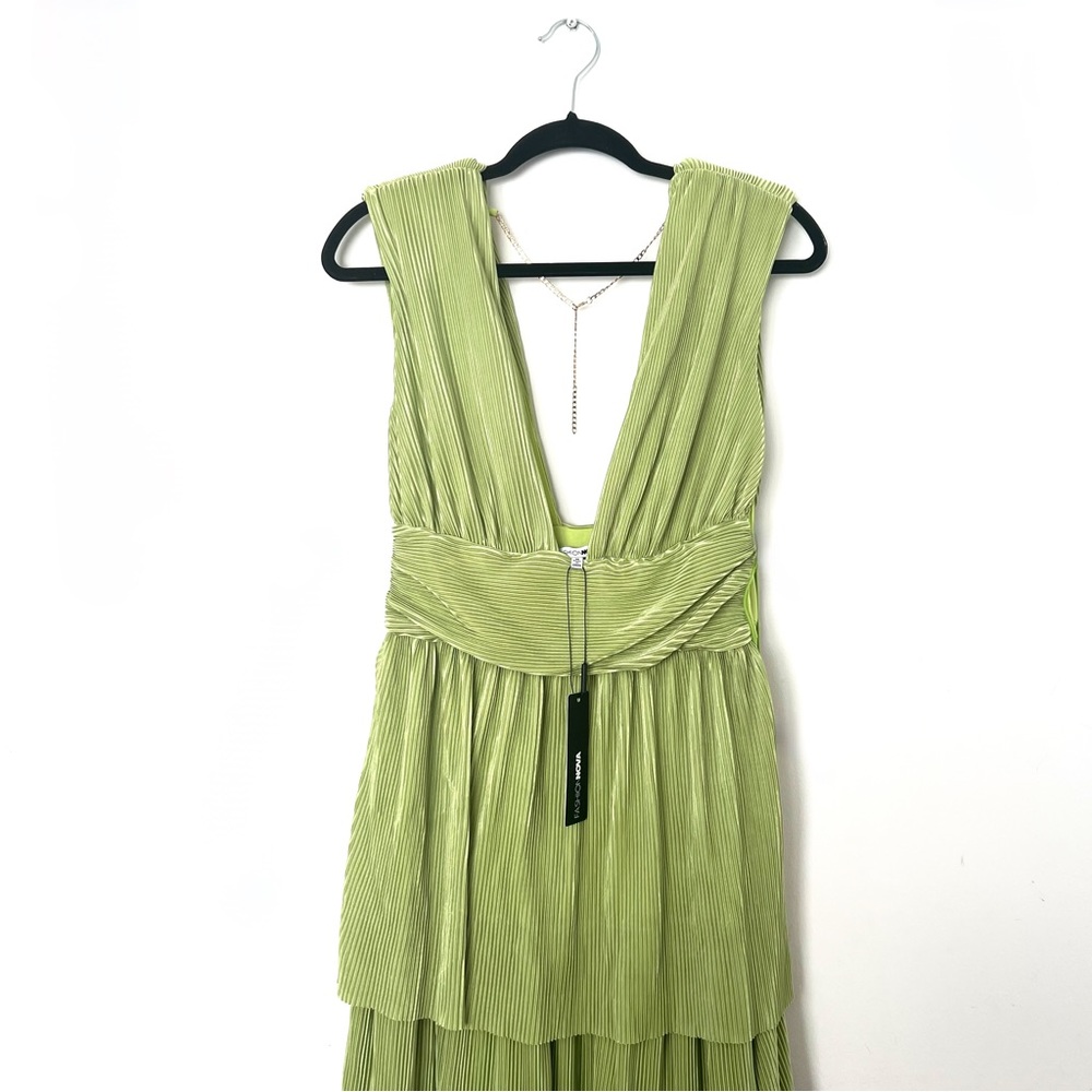 Fashion Nova - Women’s Tiered Layered Maxi Dress Plunging Neck (Green, M and L)